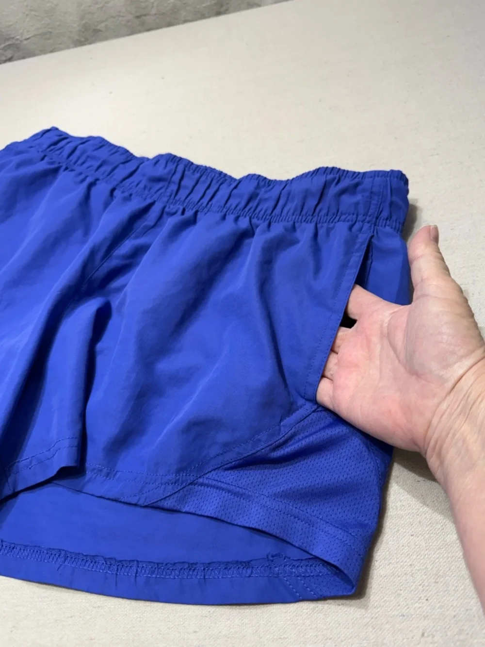 Women’s Athletic Works Blue Performance Shorts - Size Large (12-14)